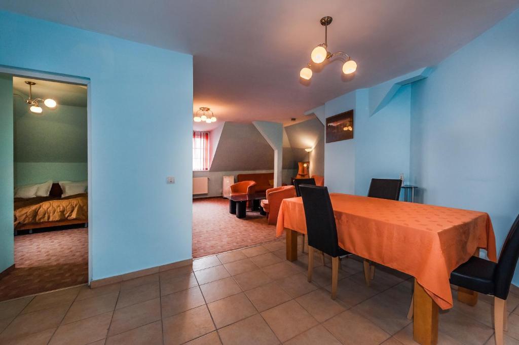 Aparthotel Sighişoara Værelse billede